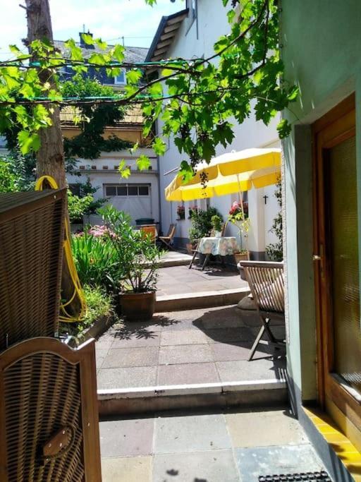 Urlaub Am Rhein, Ferienwohnung Mit Garten Boppard Bagian luar foto